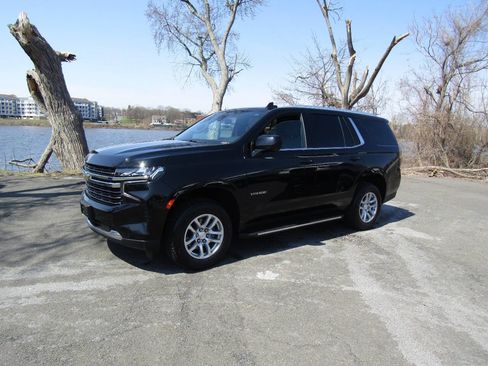 Used 2024 Chevrolet Tahoe LT AWD/4WD image 43