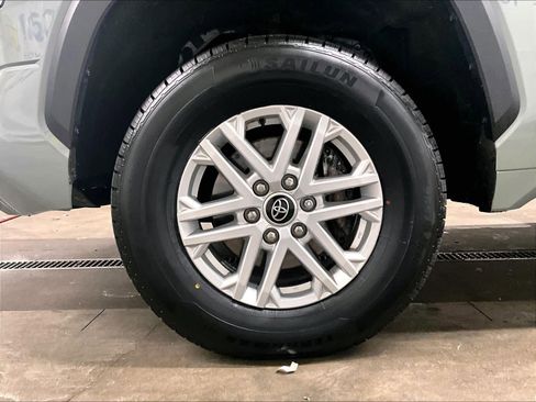 Used 2024 Toyota Tundra SR5 image 7