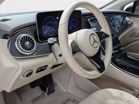 Used 2022 Mercedes-Benz EQS 450+ Sedan image 10