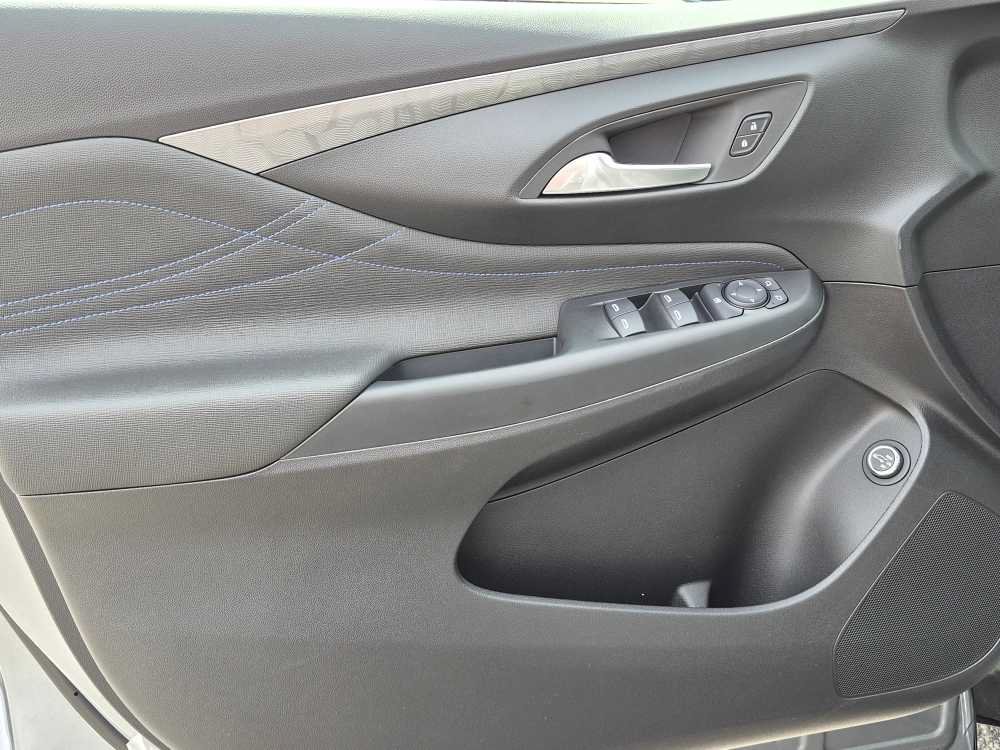 New 2026 Buick Envista Sport Touring w/ Convenience II Package FWD image 10