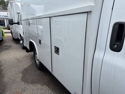 New 2025 Chevrolet Express 3500 w/ Power Convenience Package