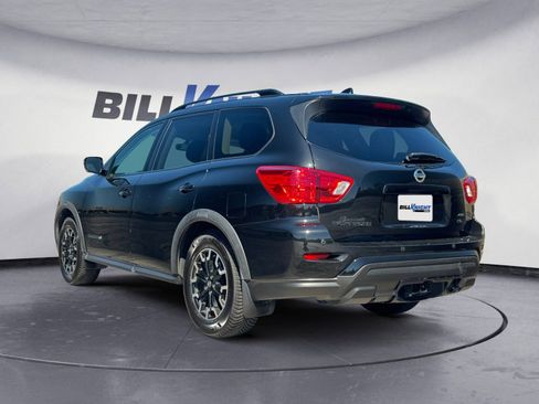 Used 2020 Nissan Pathfinder SL image 3