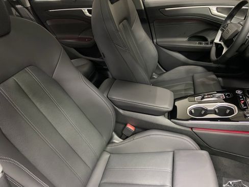 New 2026 Audi A6 Prestige image 8