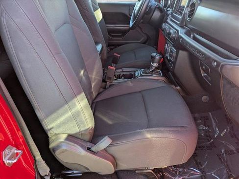 Used 2018 Jeep Wrangler Unlimited Sport S image 19