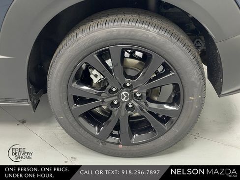 New 2026 MAZDA CX-30 AWD 2.5 S w/ Select Sport Pkg image 12