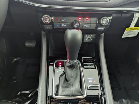 New 2026 Jeep Compass Latitude image 16