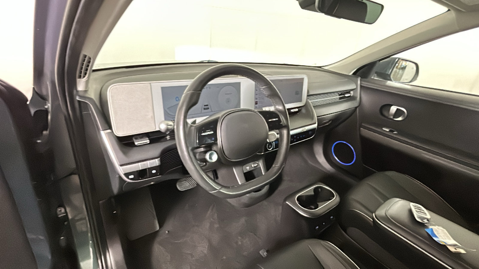 Used 2022 Hyundai Ioniq 5 SEL w/ Cargo Package AWD/4WD image 17
