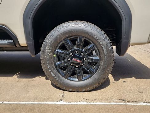 New 2026 GMC Sierra 2500 AT4 w/ AT4 Premium Plus Package AWD/4WD image 56