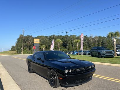 Used 2019 Dodge Challenger SXT