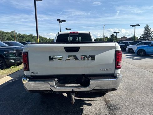 Used 2025 RAM 3500 Tradesman AWD/4WD image 9