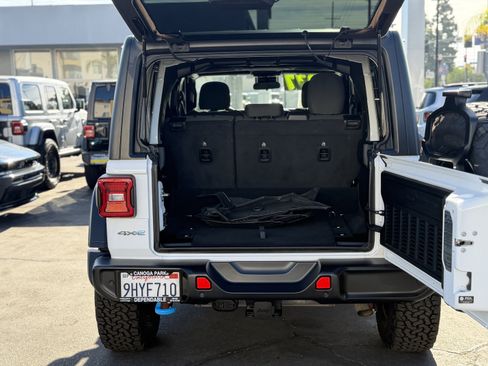 Certified 2024 Jeep Wrangler Unlimited AWD/4WD image 18