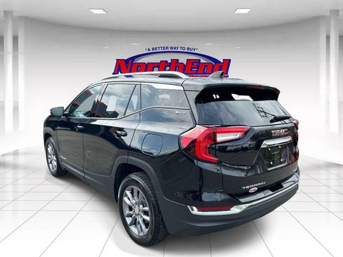 Used 2024 GMC Terrain SLT w/ Infotainment Package II AWD/4WD image 5