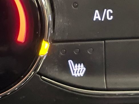 Used 2023 Chevrolet TrailBlazer LT image 28