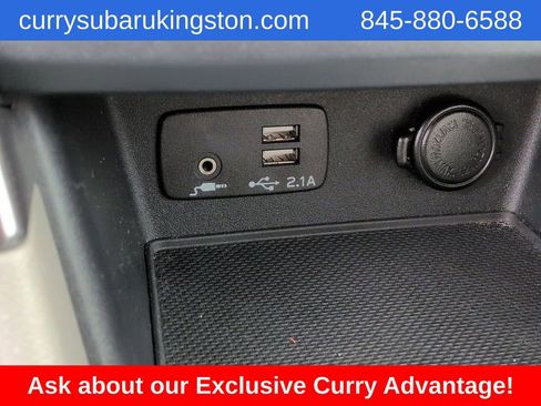 Used 2022 Subaru Forester Base image 23