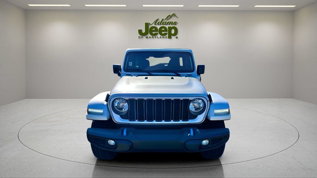 Used 2024 Jeep Wrangler Unlimited w/ Convenience Group AWD/4WD image 2