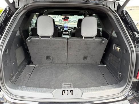Used 2023 Ford Explorer ST w/ Equipment Group 401A AWD/4WD image 20
