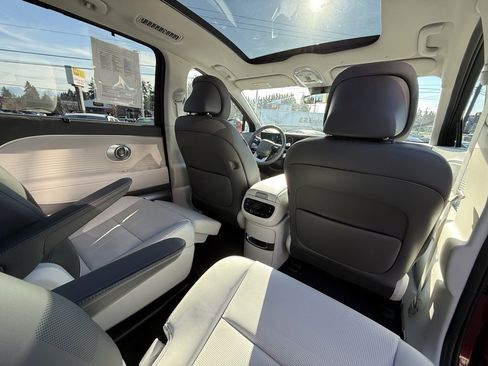 Certified 2026 Hyundai Ioniq 9 Limited w/ Tow & Go Package image 22