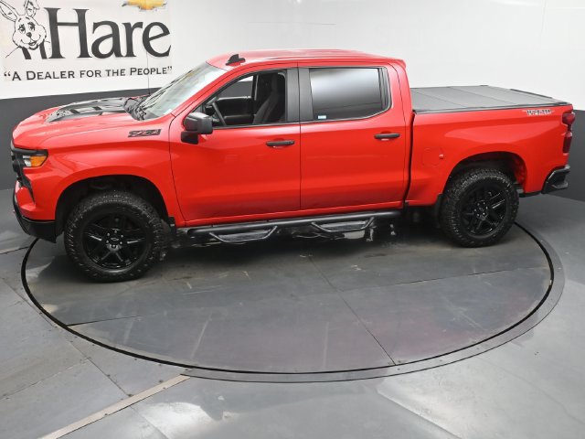 Used 2023 Chevrolet Silverado 1500 Custom Trail Boss w/ LPO, Dark Essentials Package AWD/4WD image 62