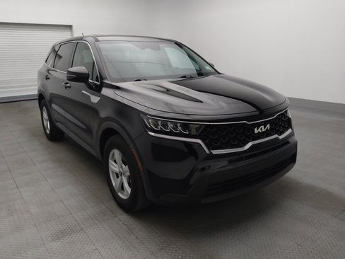 Used 2023 Kia Sorento LX FWD image 13