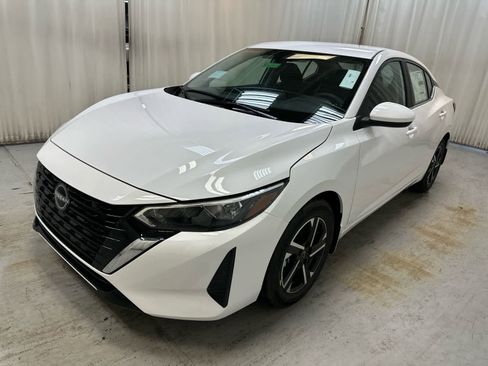 New 2025 Nissan Sentra SV w/ All-Weather Package image 9