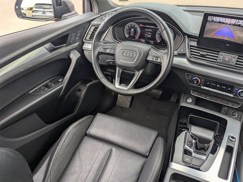 Used 2025 Audi Q5 2.0T Premium image 17