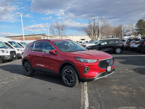 New 2026 Ford Escape Platinum w/ Premium Technology Package image 18