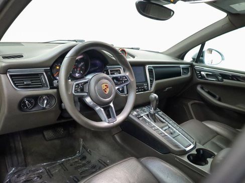 Used 2018 Porsche Macan image 6
