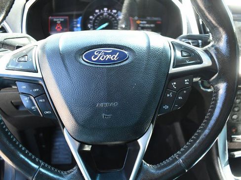 Used 2015 Ford Edge Titanium image 30
