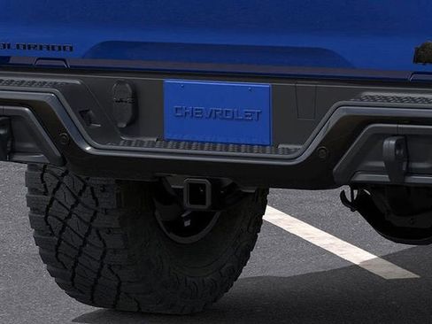 New 2026 Chevrolet Colorado ZR2 w/ ZR2 Bison Edition image 14