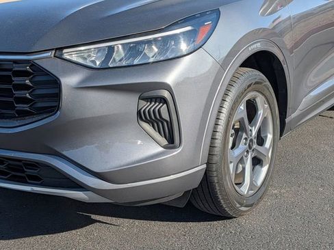 Certified 2024 Ford Escape ST-Line AWD/4WD image 2