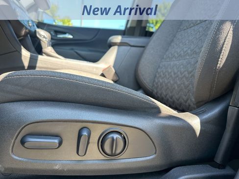 Certified 2024 Chevrolet Equinox LT image 12