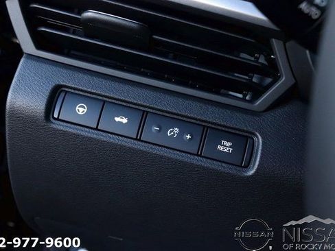 New 2025 Nissan Altima 2.5 SV w/ SV Premium Package image 23