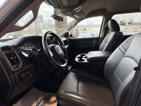 Used 2020 RAM 5500 Tradesman w/ Chrome Appearance Group image 24