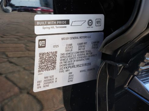 New 2025 Cadillac Lyriq Sport image 31