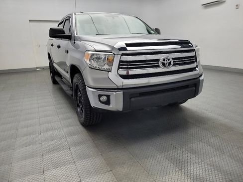 Used 2016 Toyota Tundra SR5 w/ SR5 Upgrade Package RWD image 14
