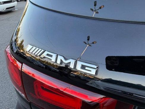 Used 2021 Mercedes-Benz GLB 35 AMG 4MATIC image 7