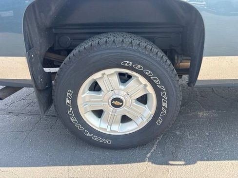 Used 2013 Chevrolet Silverado 1500 LTZ w/ LTZ Plus Package AWD/4WD image 11