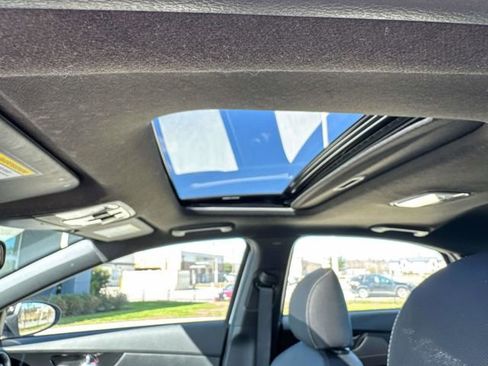 Used 2024 Kia Forte GT-Line w/ GT-Line Premium Package image 27