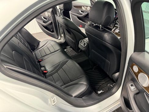 Used 2016 Mercedes-Benz C 300 4MATIC Sedan image 16
