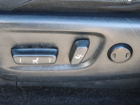 Used 2017 Toyota 4Runner SR5 image 19