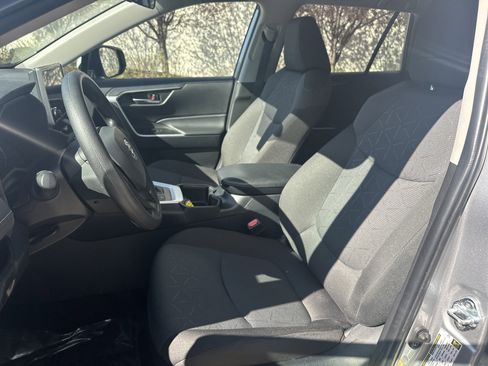 Certified 2025 Toyota RAV4 XLE image 15