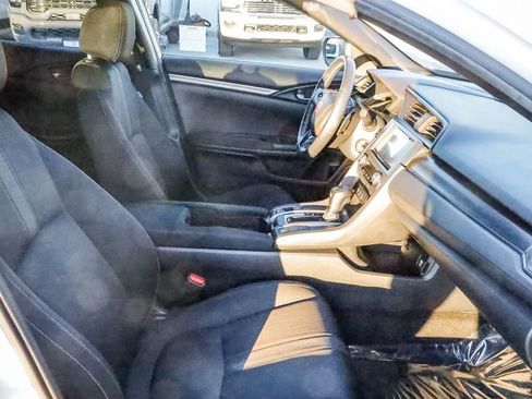 Used 2019 Honda Civic Sport image 16