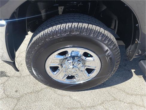 Used 2020 RAM 2500 Big Horn AWD/4WD image 20