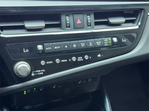 Used 2023 Lexus ES 350 w/ Premium Package image 28