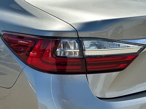 Used 2018 Lexus ES 350 w/ Navigation System Package FWD image 20