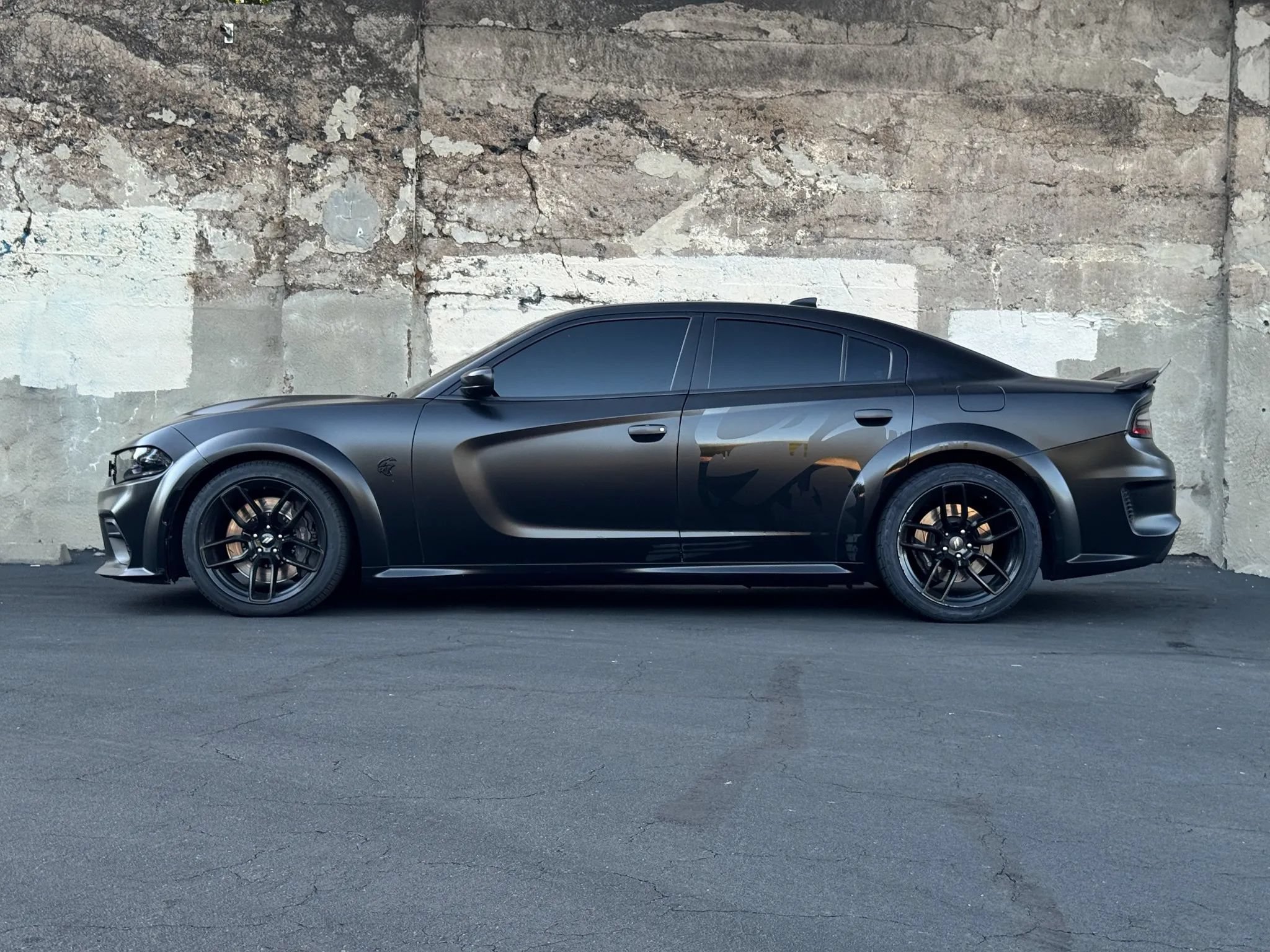 Used 2020 Dodge Charger SRT Hellcat w/ Navigation & Travel Group RWD image 11