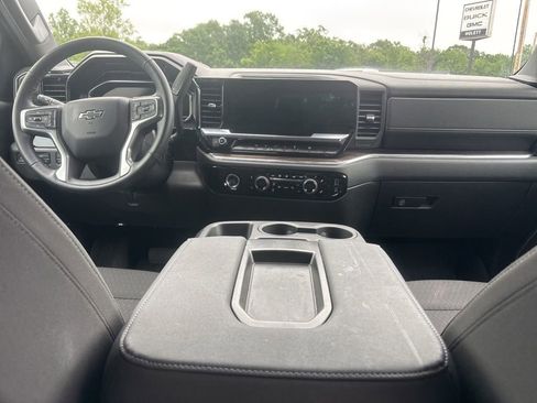 Used 2023 Chevrolet Silverado 1500 RST w/ Redline Edition AWD/4WD image 11