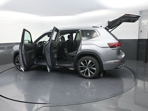 Used 2026 Volkswagen Atlas SEL Premium R-Line AWD/4WD image 41