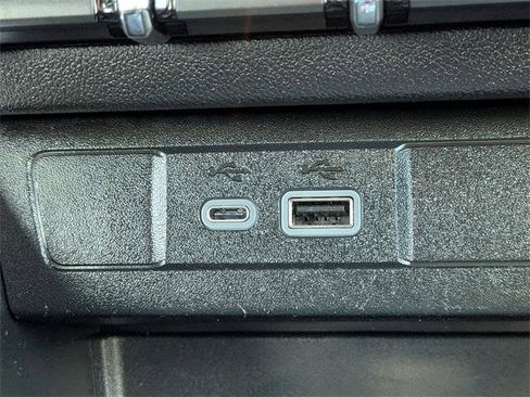 Used 2023 GMC Canyon AT4 w/ AT4 Premium Package image 26