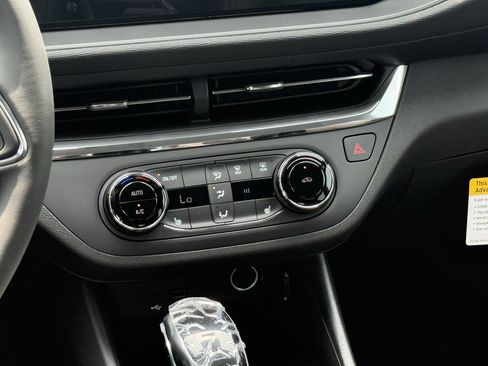 New 2026 Buick Envista Preferred w/ Convenience I Package FWD image 14